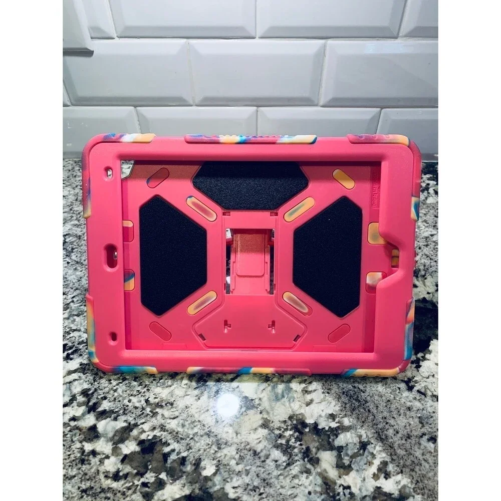 NWT Ipad Case